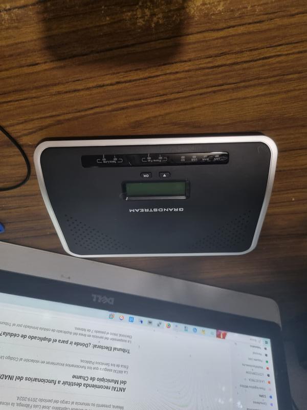 Teléfonos IP instalados en oficina empresarial en Panamá