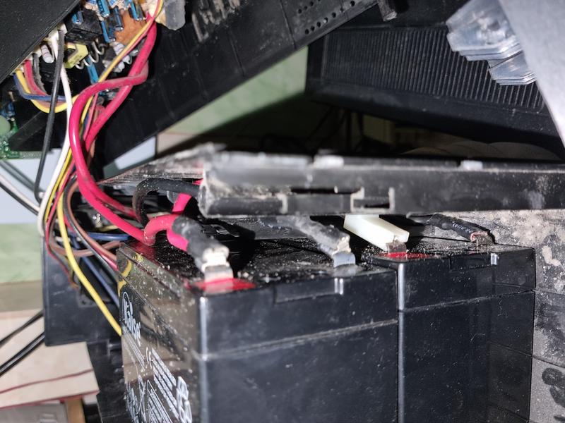 Sistema de respaldo de energía UPS instalado en Panamá